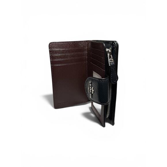 COACH Medium Corner Zip Wallet Navy Patent Crossgrain  NWT Medium Corner Zip Wallet CF233 SVBHP